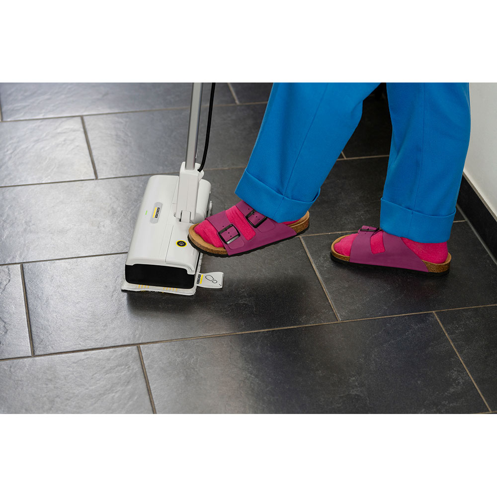 Aparat de curatat cu abur KARCHER SC 1 Upright 15135600, 0.2l, 1200W, alb-galben