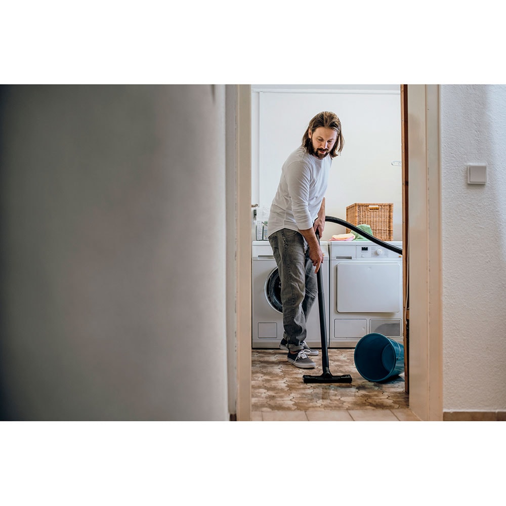 Aspirator fara sac KARCHER WD 1 Classic 16284110, 12l, 850W, 74dB, galben-negru