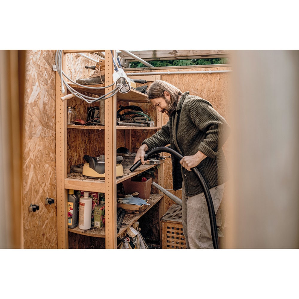 Aspirator fara sac KARCHER WD 1 Classic 16284110, 12l, 850W, 74dB, galben-negru