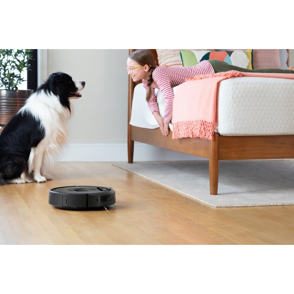 Aspirator robot IROBOT Roomba i7, 0.4l, autonomie max 75 min, Navigatie iAdapt, 3 trepte AeroForce, argintiu-negru