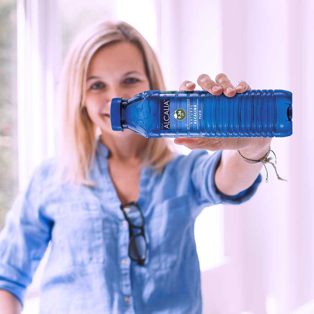 Apa plata alcalina VELINGRAD bax 1.5L x 6 sticle