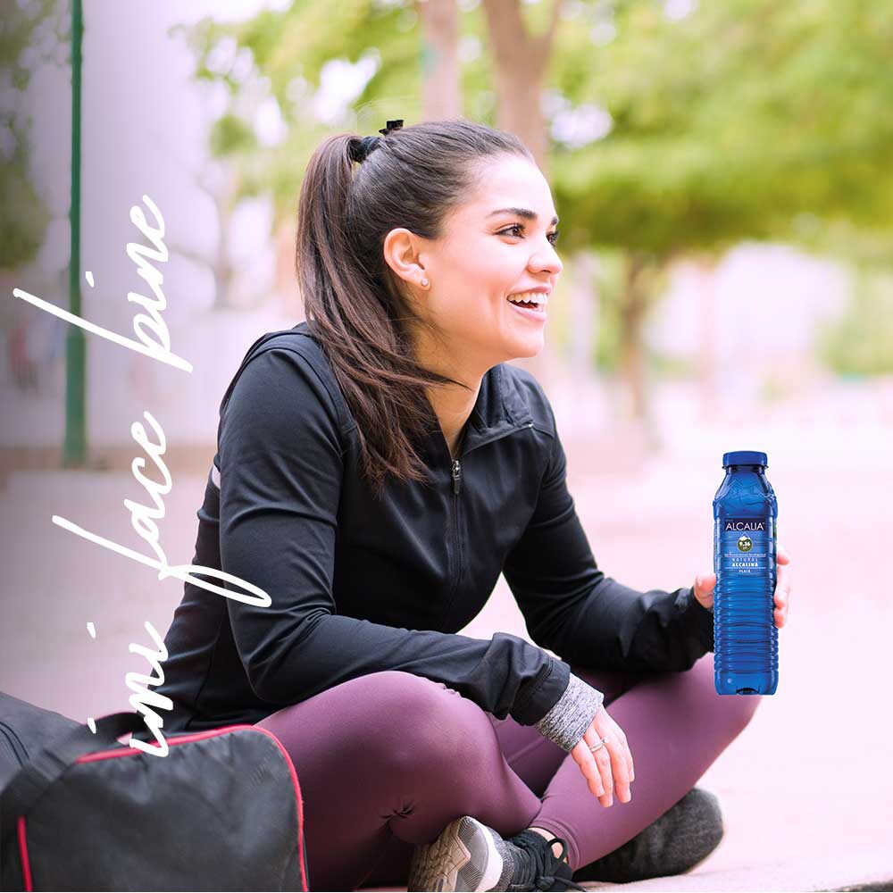 Apa plata alcalina VELINGRAD bax 1.5L x 6 sticle