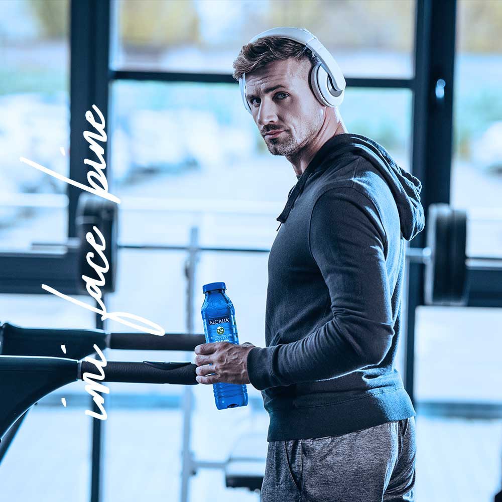 Apa plata alcalina VELINGRAD bax 1.5L x 6 sticle