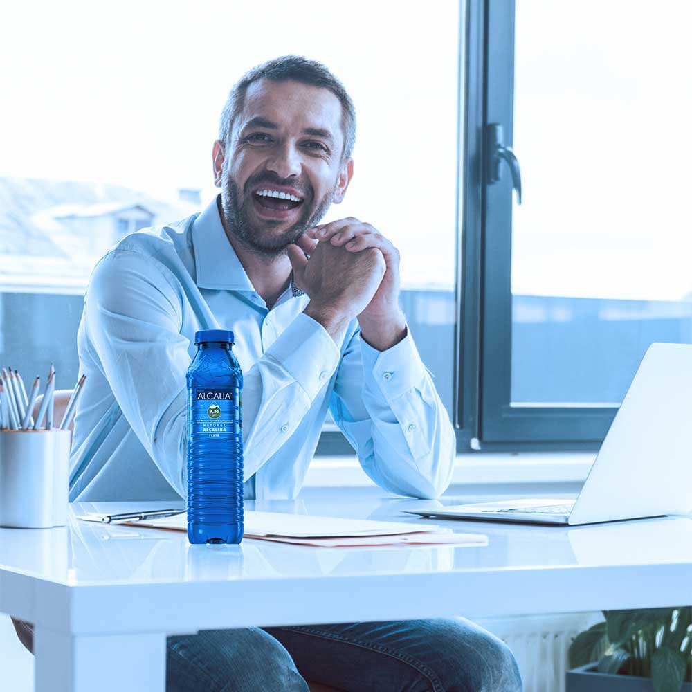 Apa plata alcalina VELINGRAD bax 1.5L x 6 sticle