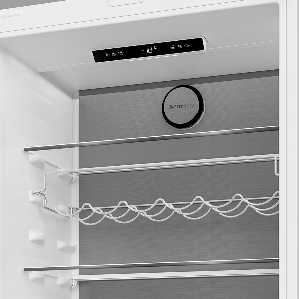Combina frigorifica incorporabila BEKO BCNE400E50SHN1, No Frost, 370 l, H 194 cm, Clasa D, Wi-Fi