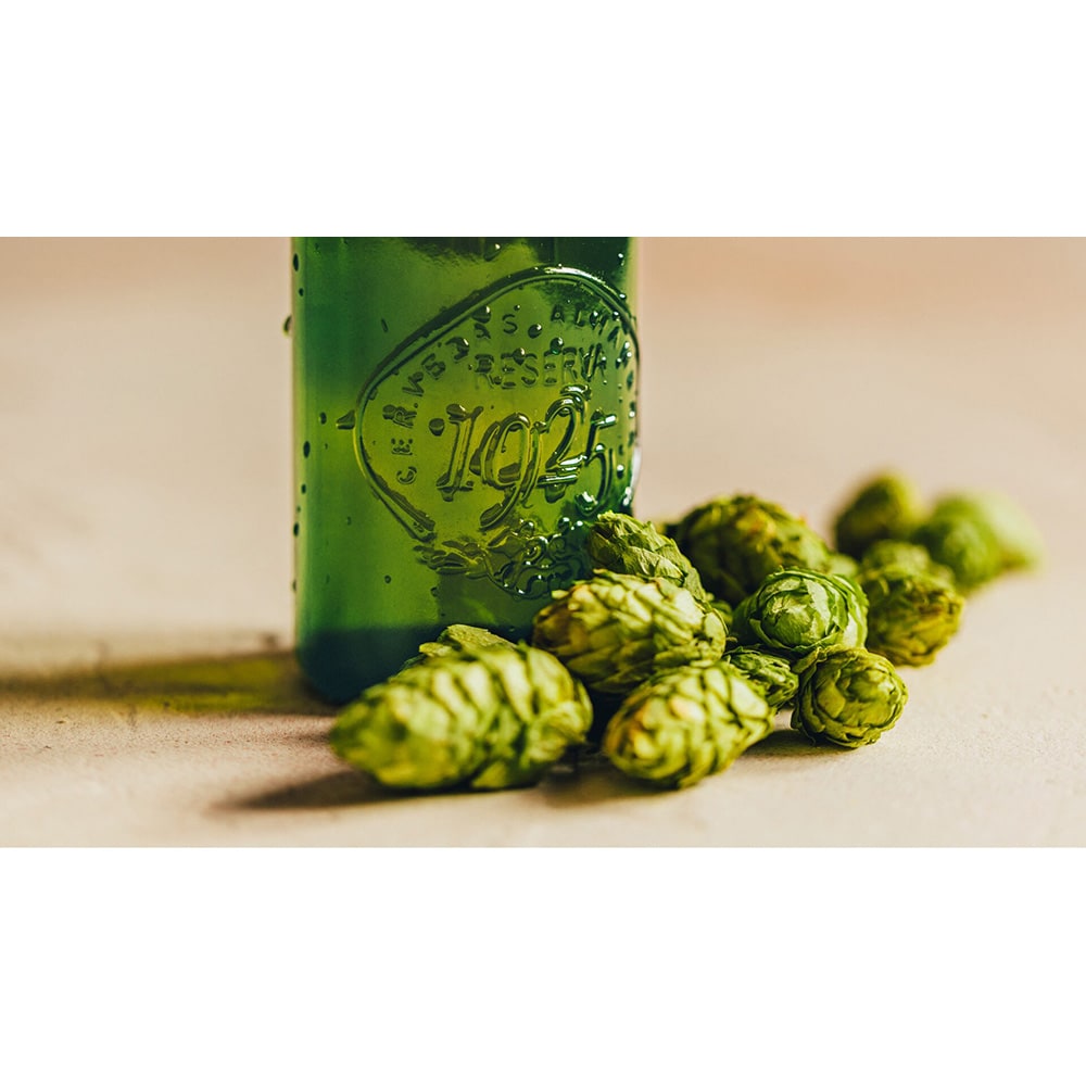 Bere blonda Alhambra Reserva 1925 bax 0.33L x 24 sticle