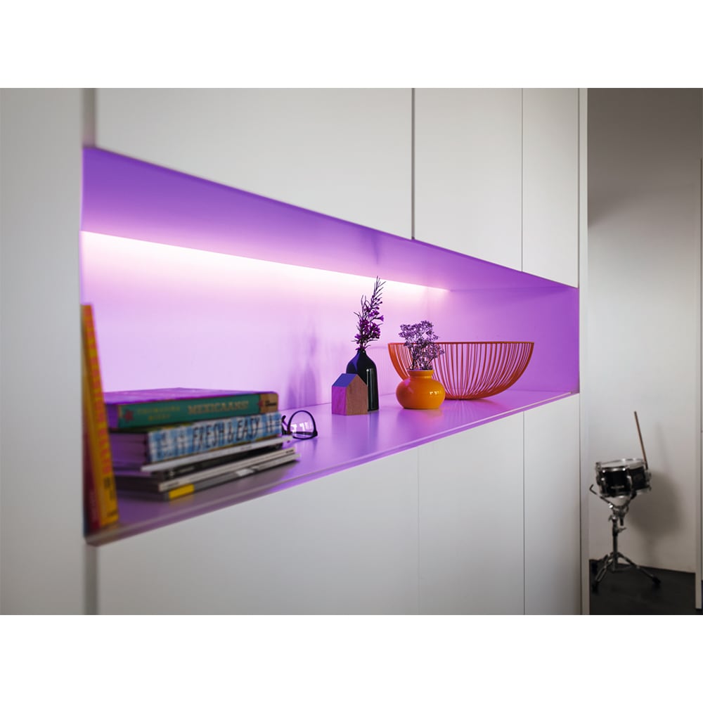 Banda LED Smart PHILIPS Hue Lightstrip Plus, RGBW, 20W, 1600lm, 2m