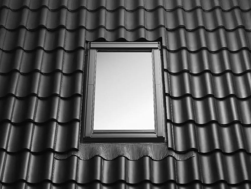 Rama etansare VELUX EDW 1000, 50 x 154 cm, gri antracit