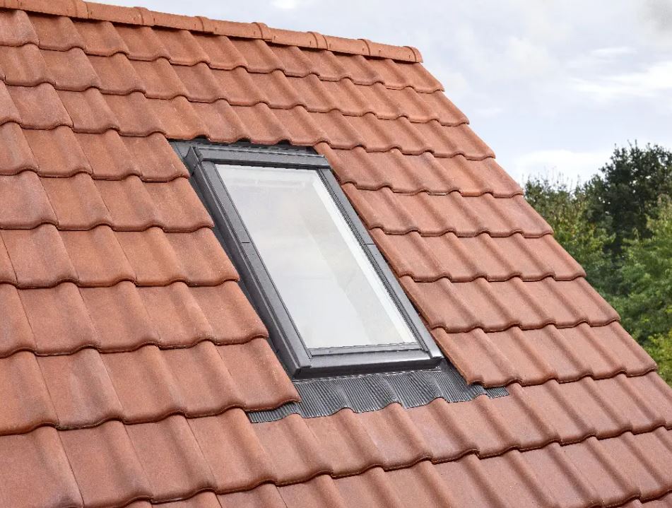 Rama etansare VELUX EDW 1000, 50 x 154 cm, gri antracit