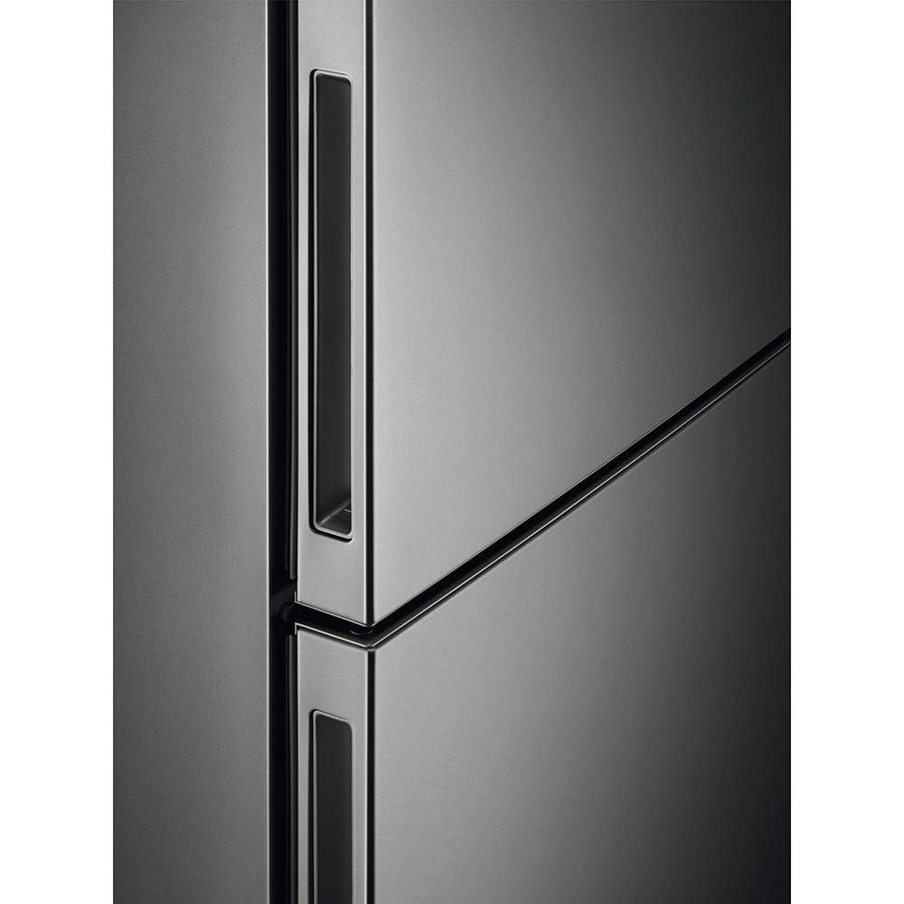 Combina frigorifica ELECTROLUX LNT7ME32X2, No Frost, 331 l, H 186 cm, Clasa E, inox