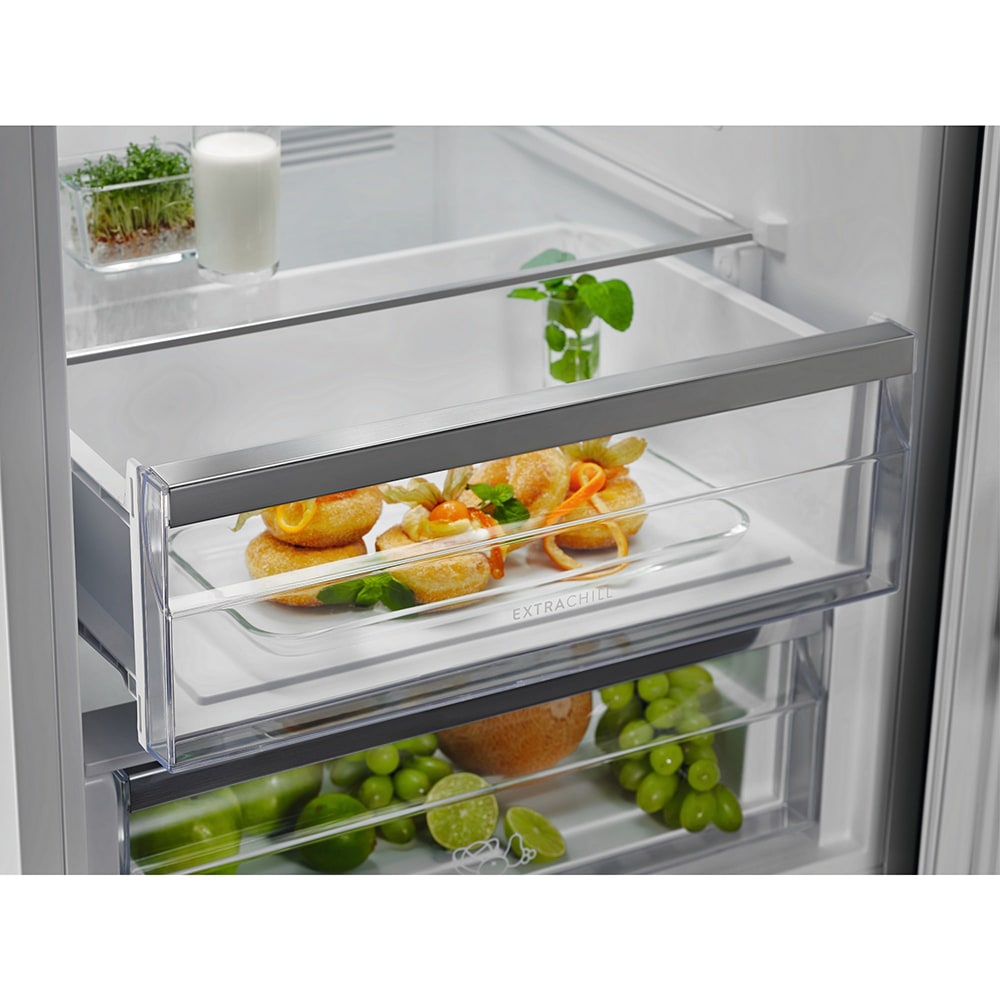 Combina frigorifica ELECTROLUX LNT7ME36G2, No Frost, 367 l, H 201 cm, Clasa E, alb