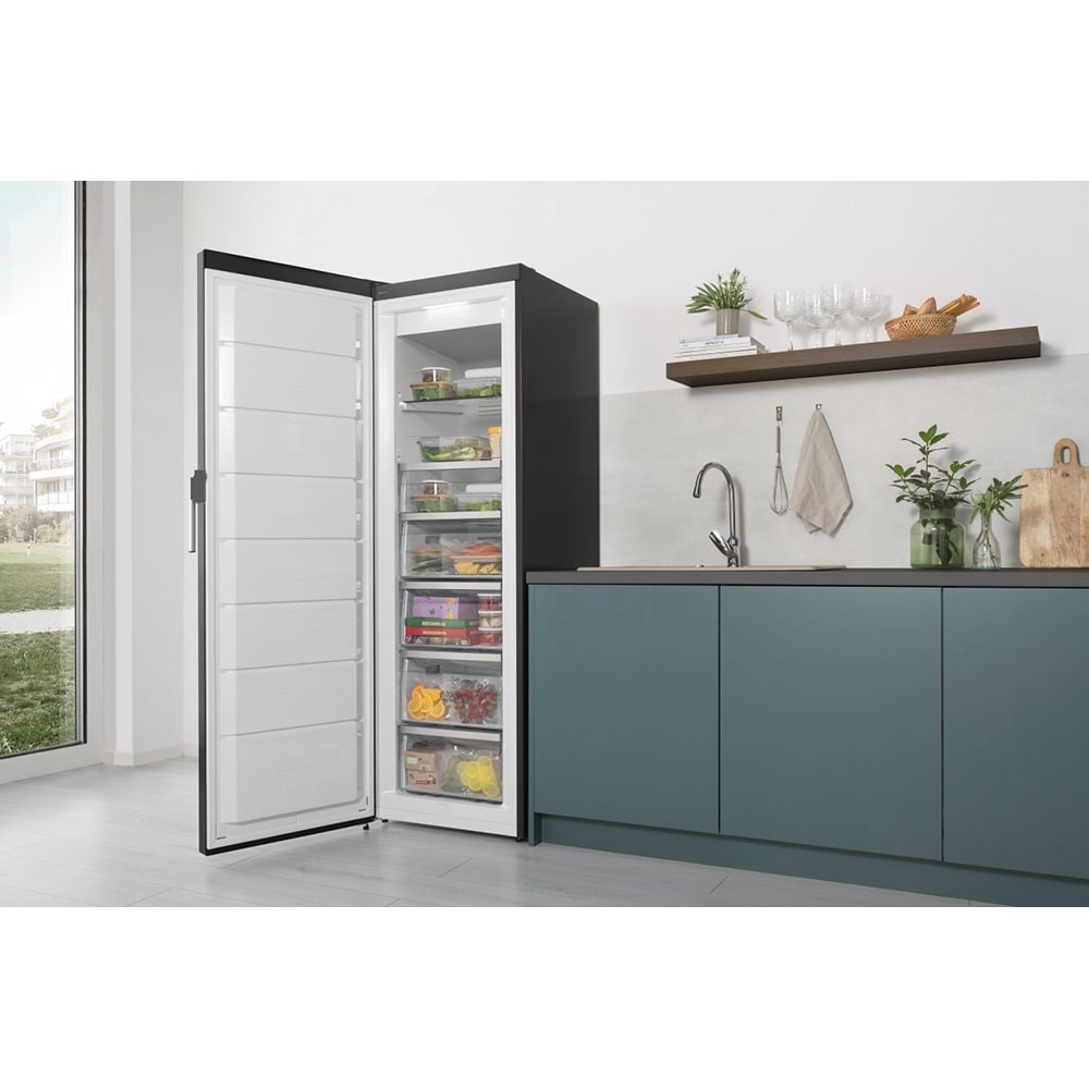 Congelator HISENSE FV358N4EFE, NoFrost, 280 l, H 185 cm, Clasa E, negru