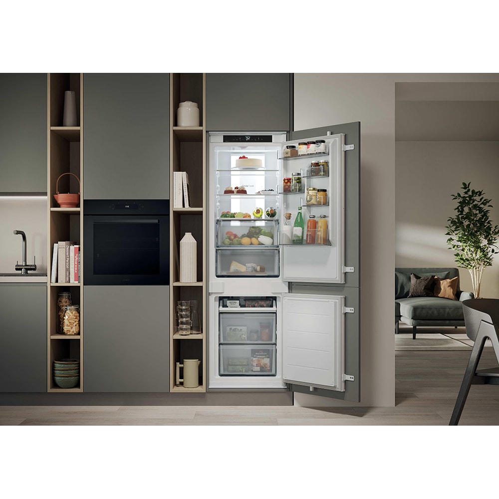 Combina frigorifica incorporabila CANDY CNBQT5518E, Total No Frost, 251 l, H 177.2 cm, Clasa E