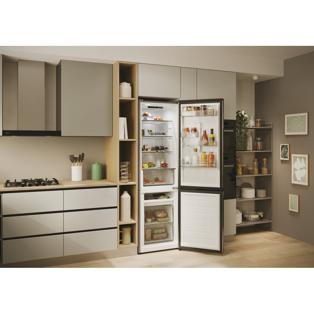 Combina frigorifica CANDY CNCQ2T518EX, No Frost, 279 l, H 182 cm, Clasa E, Wi-Fi, inox