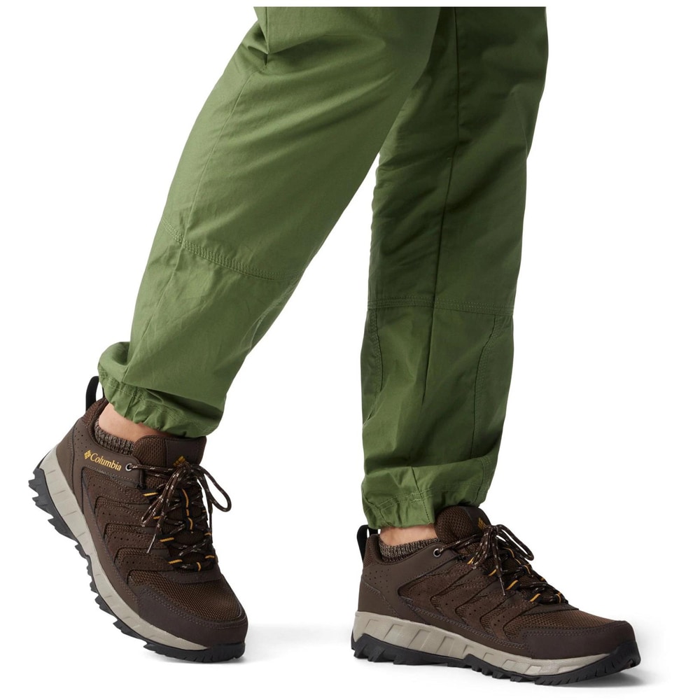 Ghete drumetie barbati COLUMBIA Strata Trail Low WP, marimea 42, maro