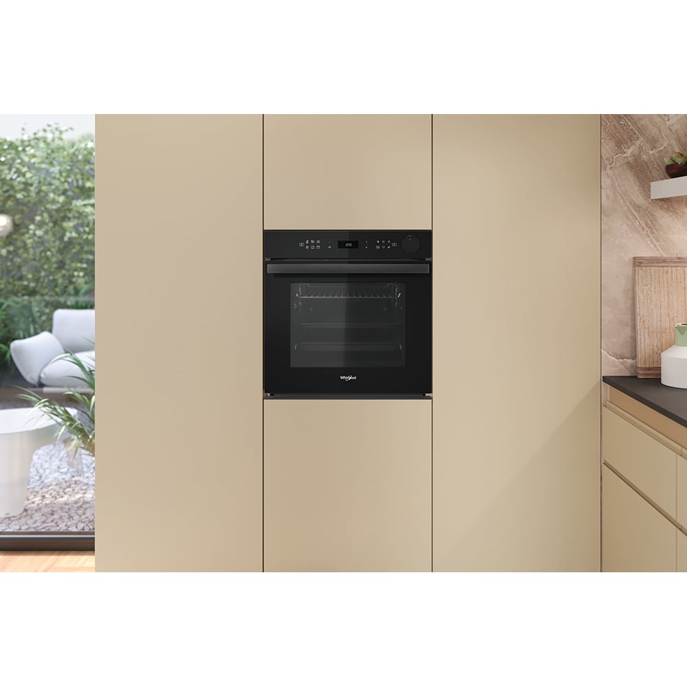 Cuptor incorporabil WHIRLPOOL AKZ9S 8220 FB, Electric, Autocuratare hidrolitica, 73 l, Clasa A+, 6th Sense, negru
