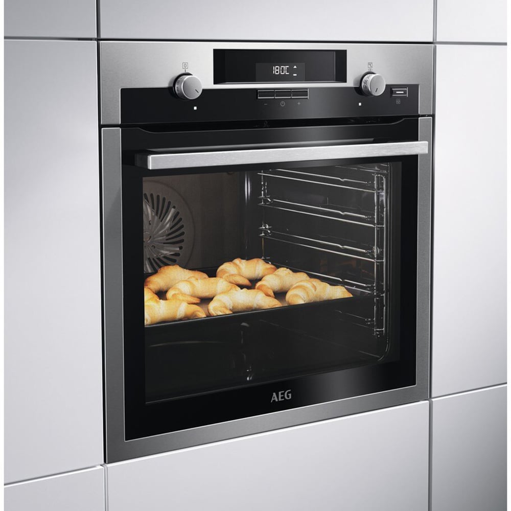 Cuptor incorporabil AEG BCE455350M, Electric, Autocuratare catalitica, 71 l, Clasa A+, inox