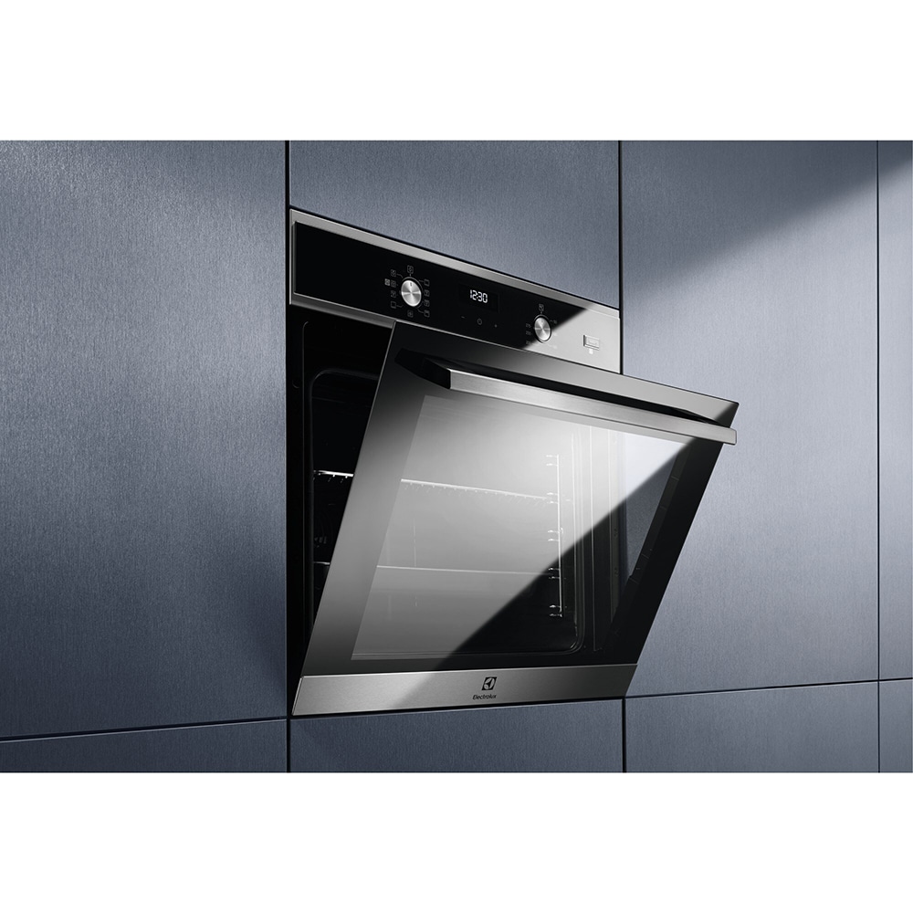 Cuptor incorporabil ELECTROLUX EOD5C70X, Electric, Autocuratare catalitica, 72 l, Clasa A, negru