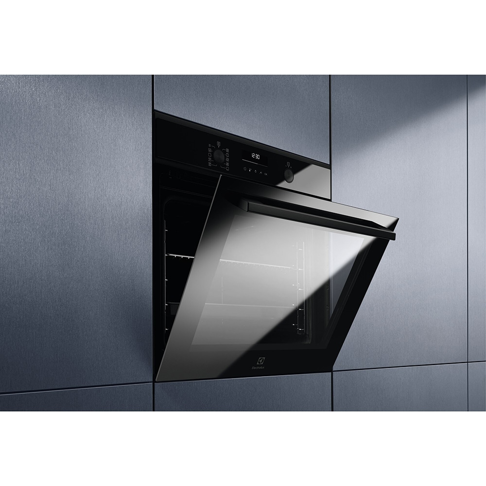 Cuptor incorporabil ELECTROLUX EOD6C77H, Electric, Gatire cu abur, Autocuratare catalitica, 72 l, Clasa A+, negru
