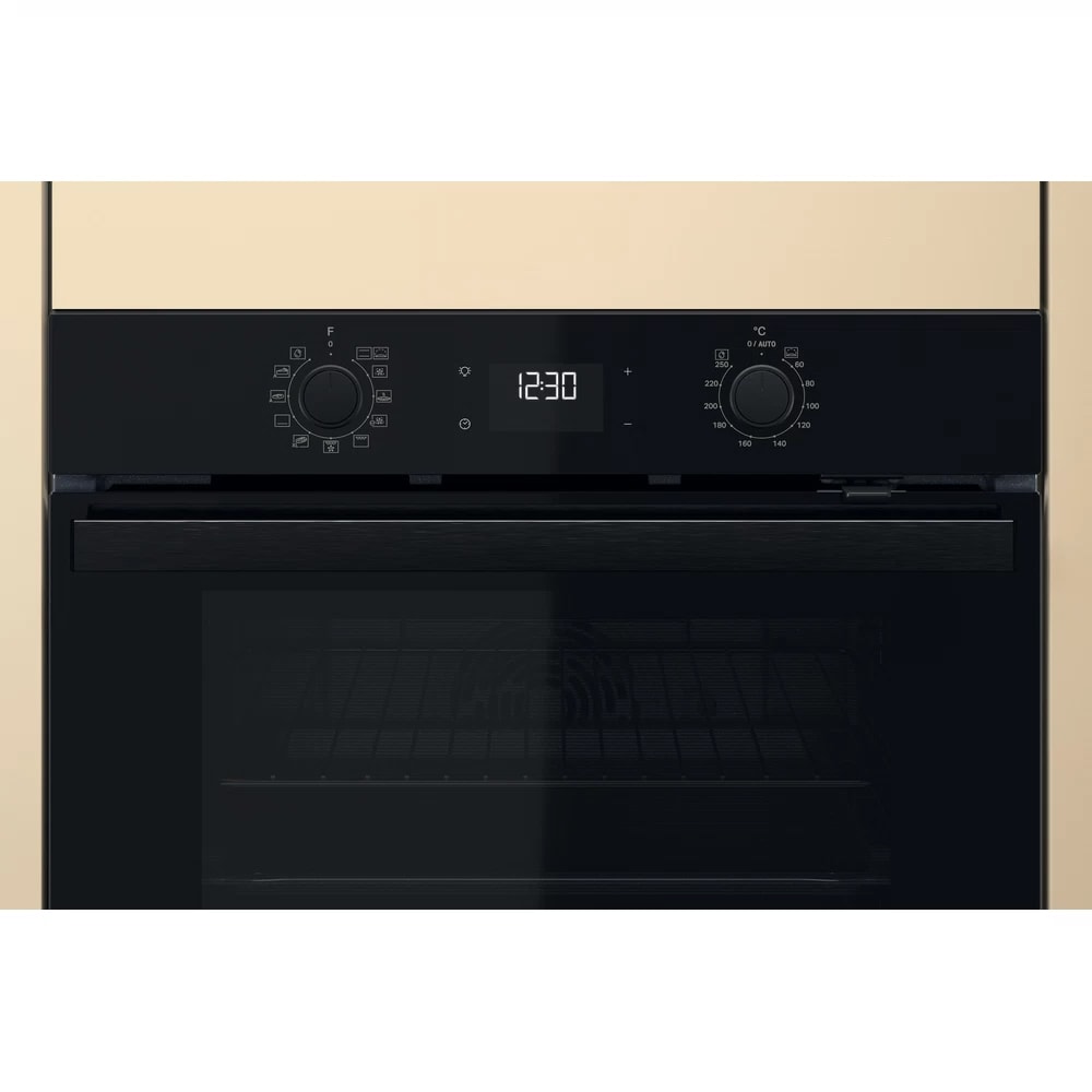 Cuptor incorporabil WHIRLPOOL OMR58HU1B, Electric, Autocuratare hidrolitica, 71 l, Clasa A+, negru