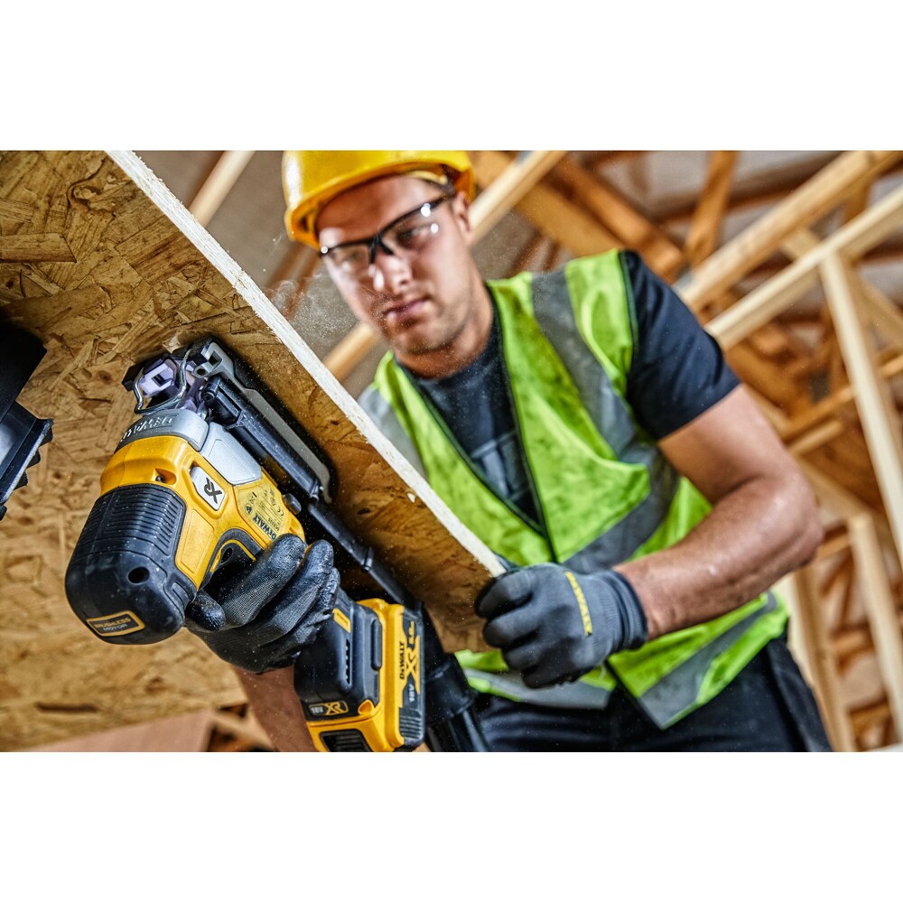 Fierastrau pendular Bodygrip DEWALT DCS335, 18V, fara acumulator