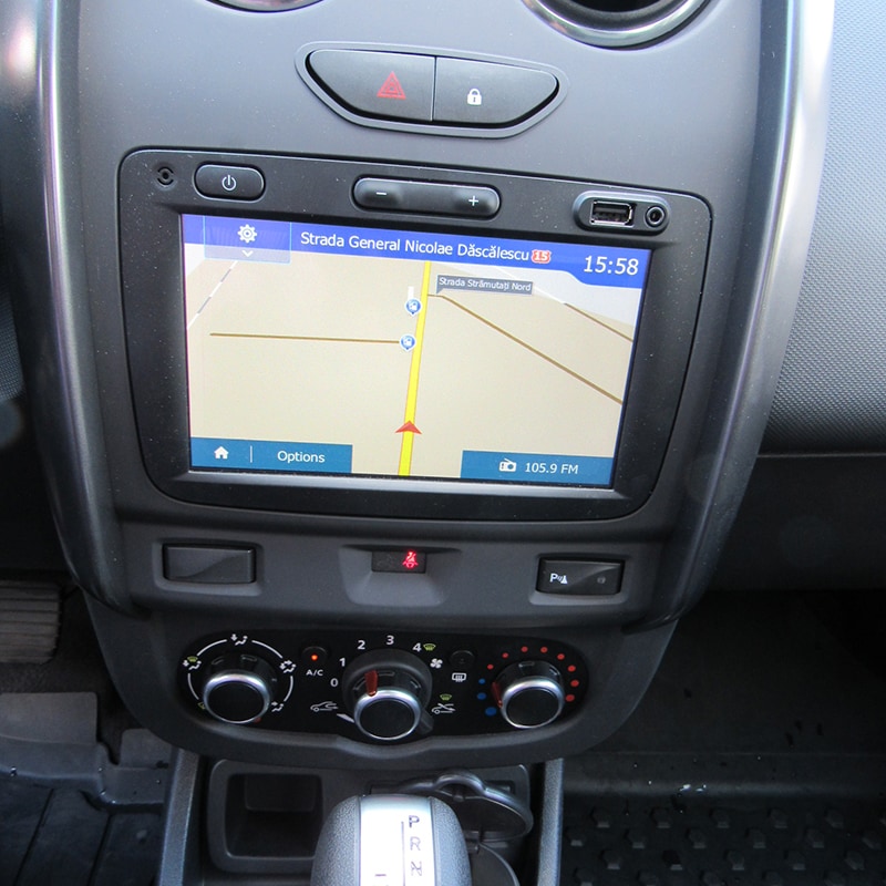 Dacia Duster Laureate 4x2, EDC 1.5 dci 109 cp