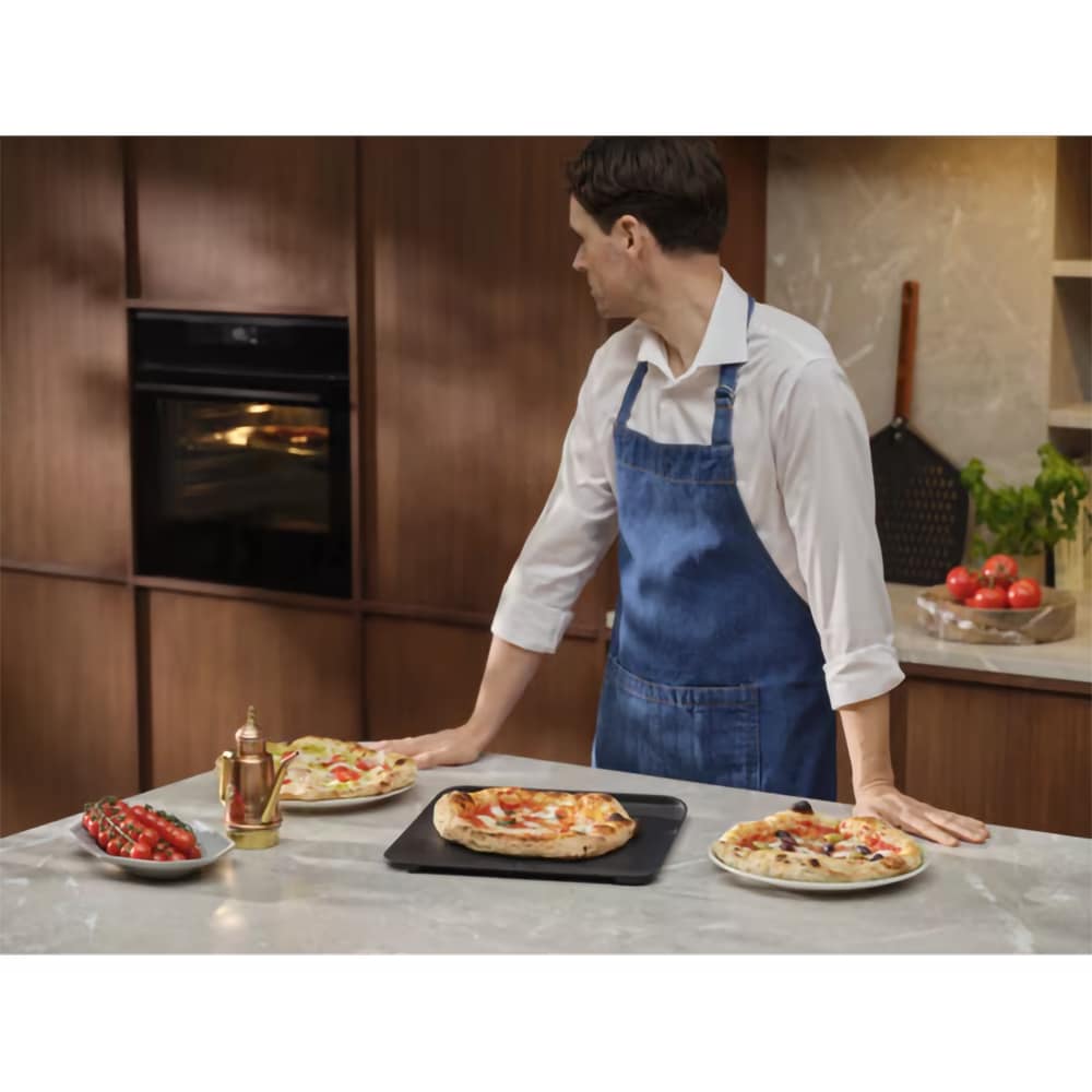 Kit PizzaExpert ELECTROLUX E9OOPE01, tava fonta 350 x 350 mm, paleta perforata