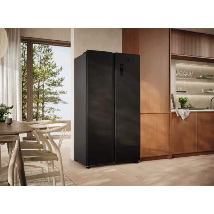 Side by Side ELECTROLUX EAT6ME53K0, No Frost, 532 l, H 177 cm, Clasa E, negru