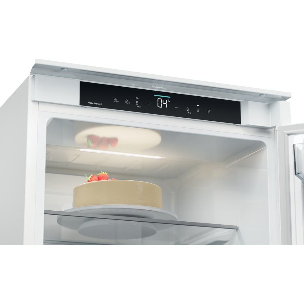 Combina frigorifica incorporabila CANDY ECNBQT3518E, Total No Frost, 251 l, H 177 cm, Clasa E, Wi-Fi