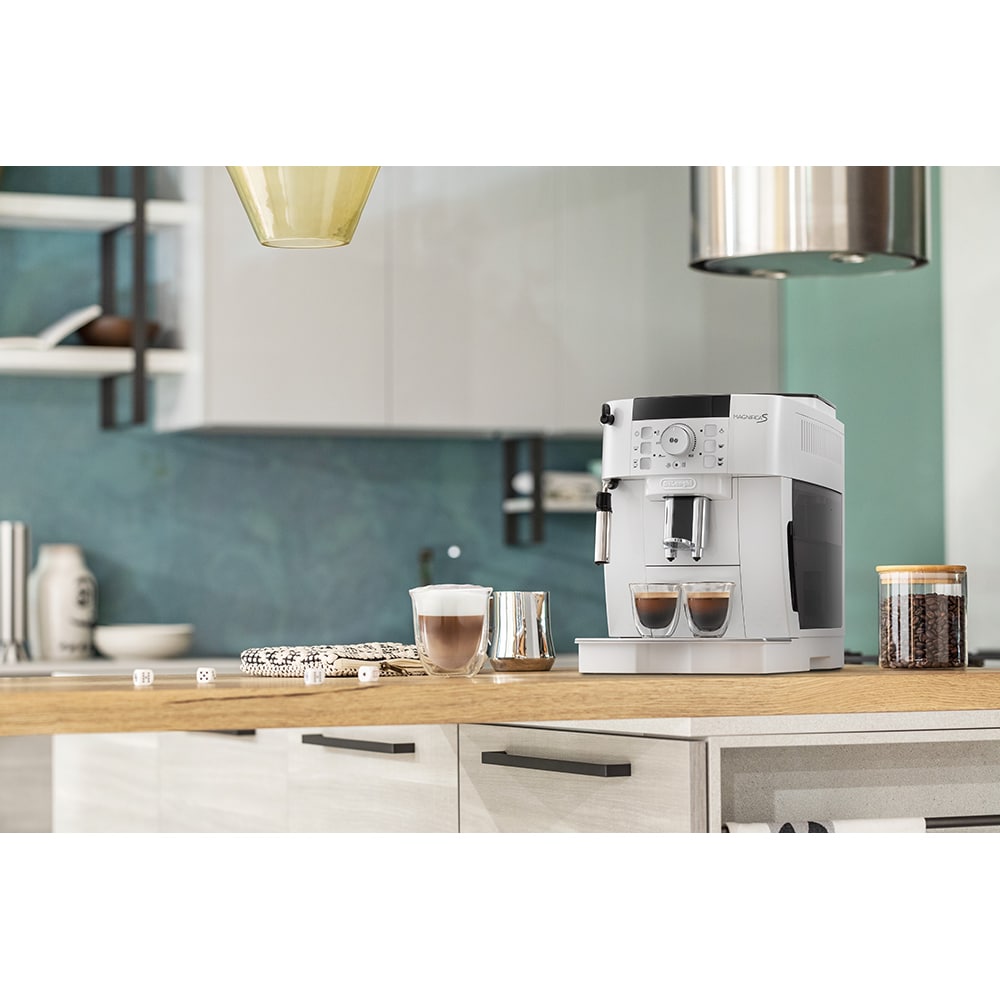 Espressor automat DELONGHI Magnifica S ECAM 22.110.W, 1.8l, 1500W, 15 bar, 5 tipuri de bauturi, alb