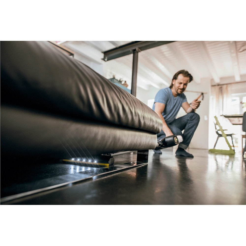 Aspirator vertical KARCHER VC 6 Cordless Ourfamily Extra, 0.8l, 25.2V, autonomie max 50 min, alb-negru