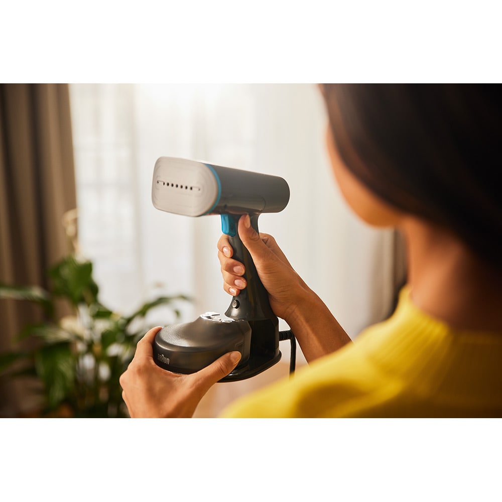 Aparat de calcat vertical cu abur BRAUN GS5031BL, 1200W, 25g/min, 150ml, talpa Dual FreeGlide 3D, bleumarin-negru