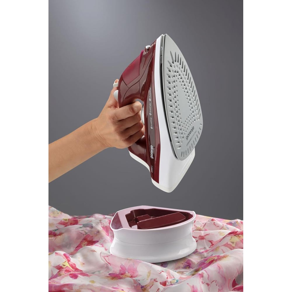 Fier de calcat GORENJE SICH2200RBC, 2200W, 25g/min, 270ml, talpa ceramica, rosu-alb