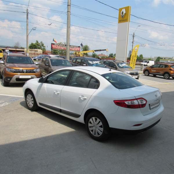 Renault Fluence Expression 1.6 16 V 110 CP