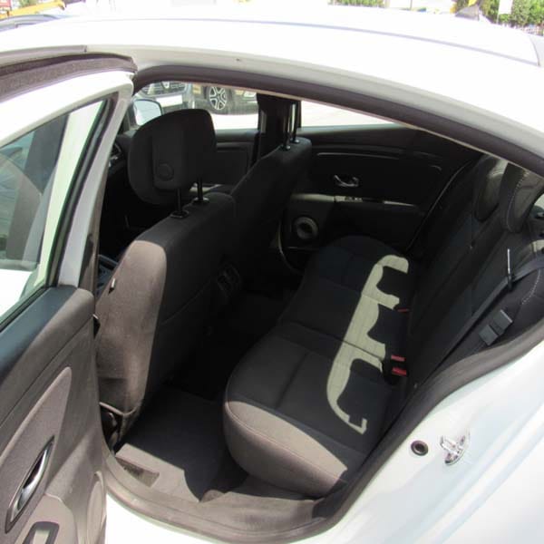 Renault Fluence Expression 1.6 16 V 110 CP