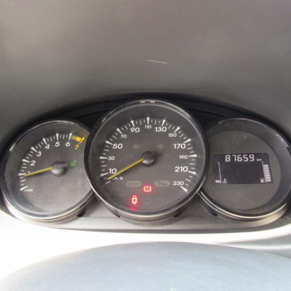 Renault Fluence Expression 1.6 16 V 110 CP