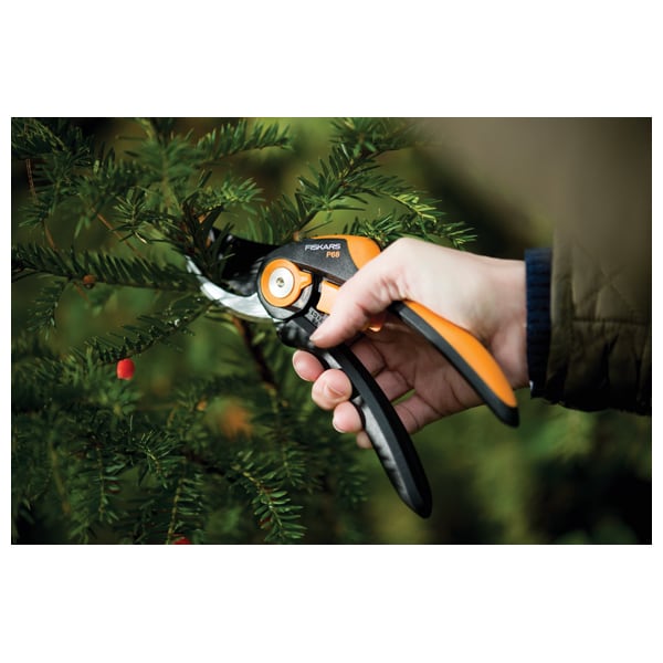 Foarfeca pas cu pas FISKARS SmartFit TM 1001424
