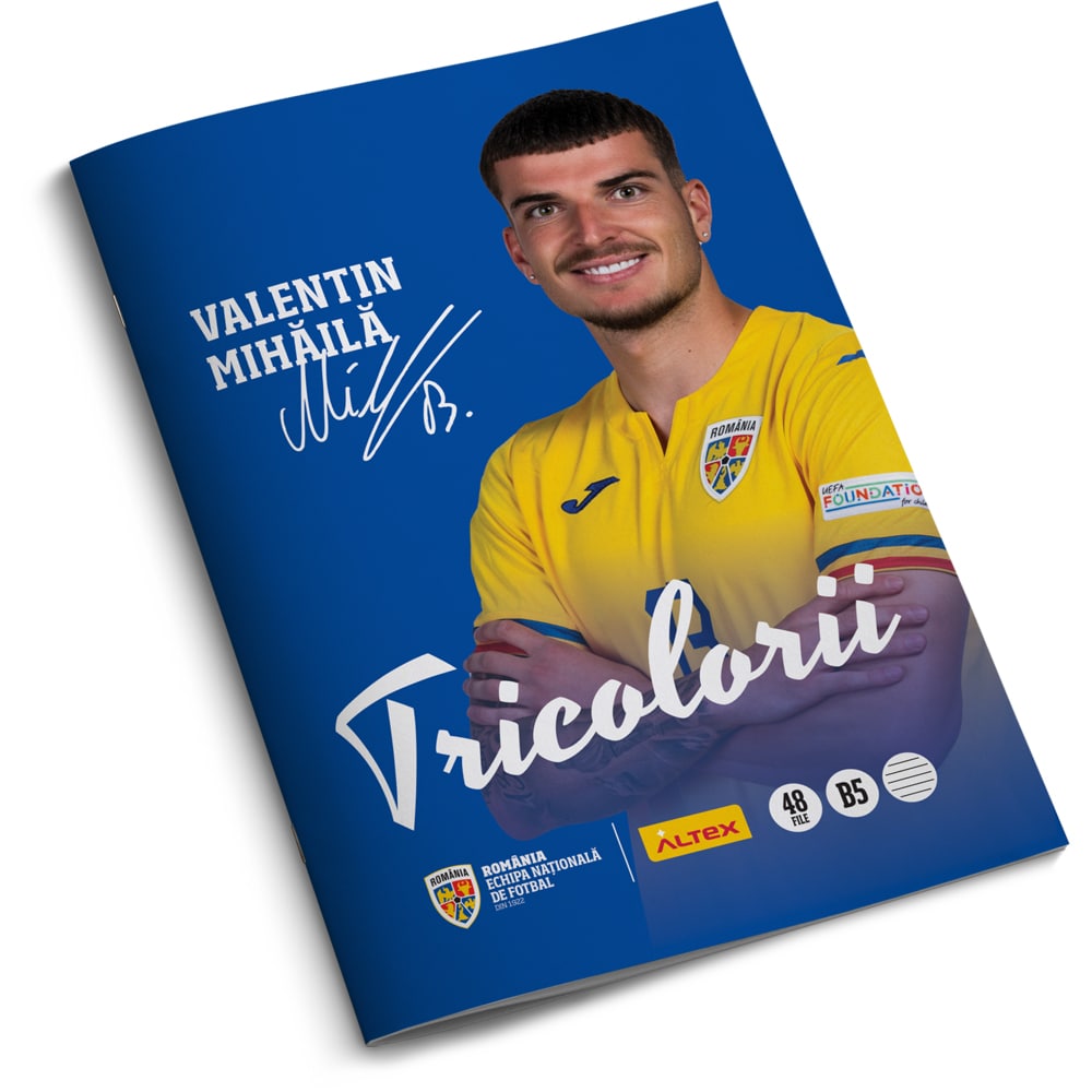 Pachet 6 Caiete B5 ECHIPA NATIONALA DE FOTBAL A ROMANIEI Tricolorii, 3 dictando + 3 matematica, 2+48 file, legatura capsata, multicolor