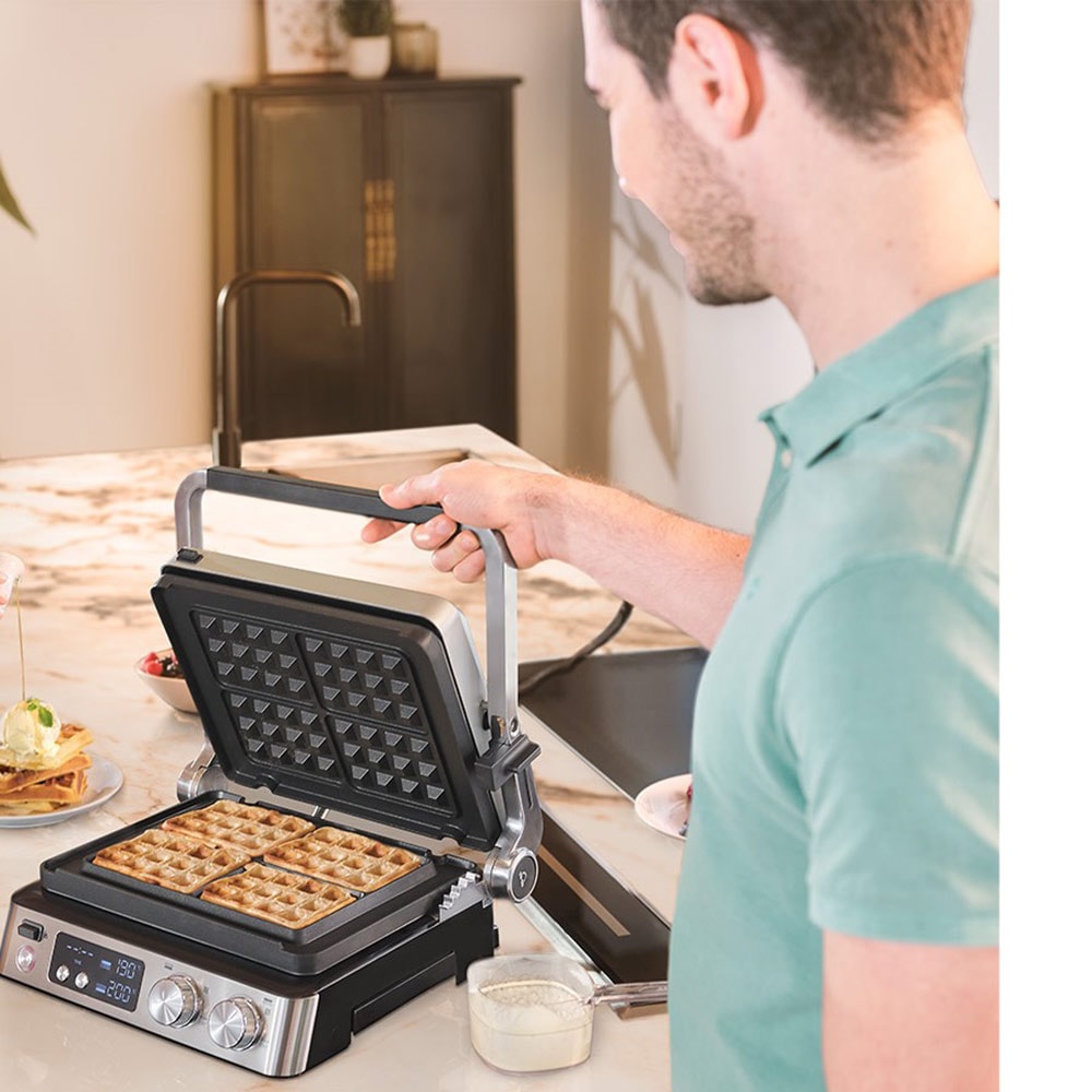 Gratar electric BRAUN MultiGrill 7 CG 7044, 2000W, argintiu-negru