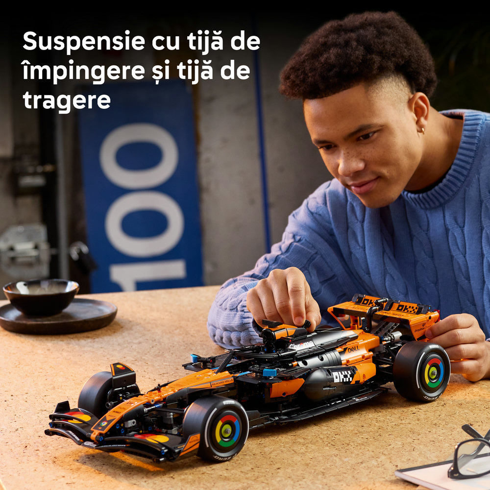 LEGO Technic: Masina F1 McLaren MCL39 42228, 18 ani+, 1675 piese