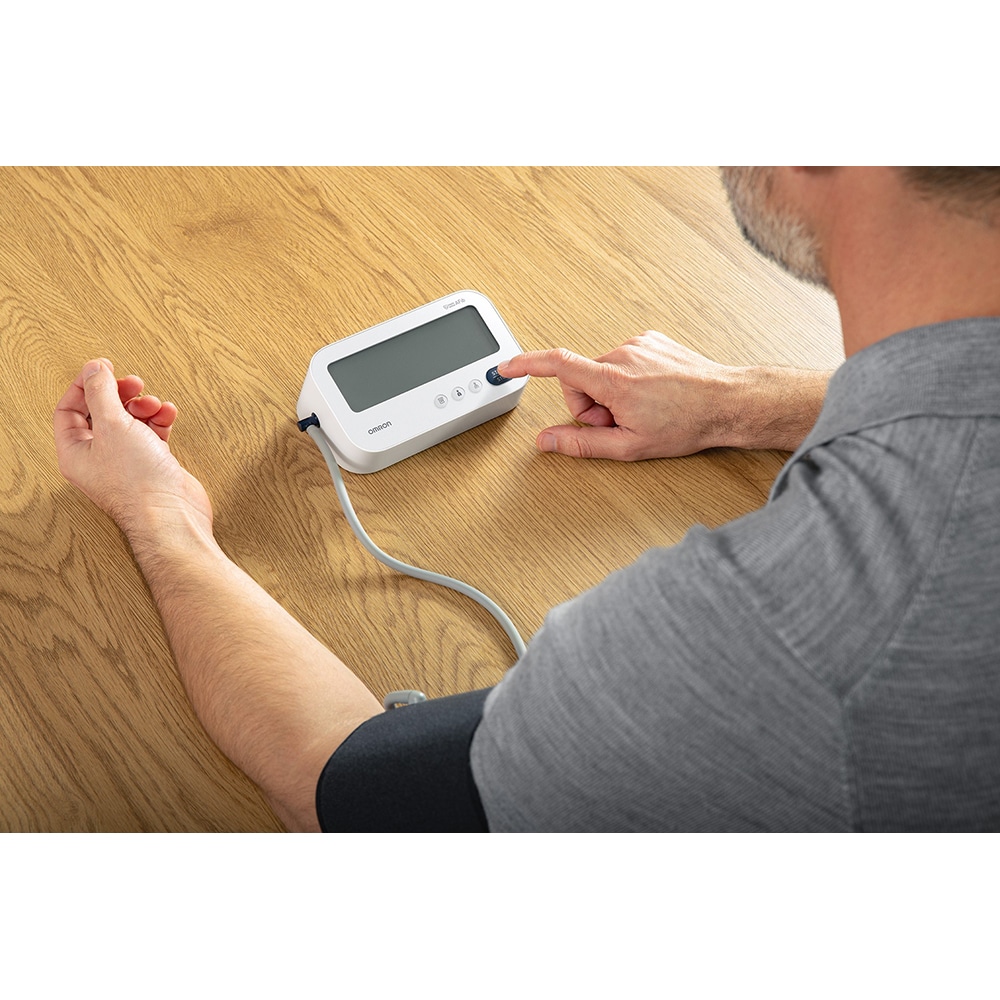 Tensiometru digital de brat OMRON M3 Confort AFIB, 2 utilizatori x 100 memorii, alb