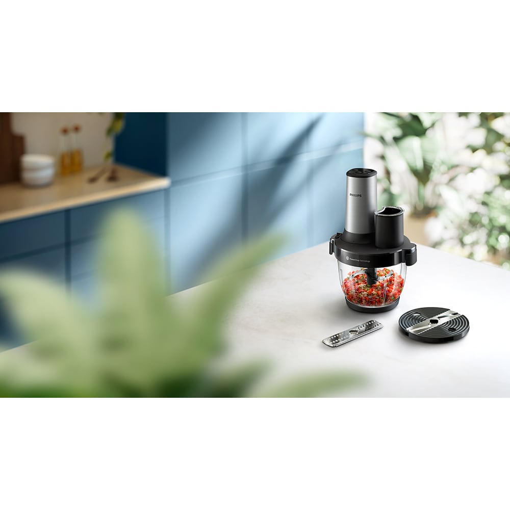 Tocator PHILIPS Seria 3000 HR1504/00, 2l, 650W, 4 trepte viteza, argintiu-negru