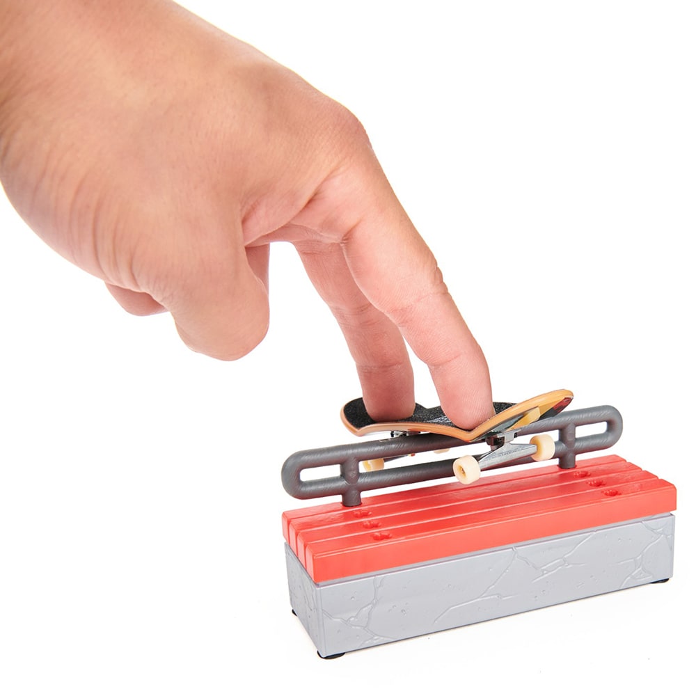 Joc educativ TECH DECK Series - Obstacol si fingerboard James 20139399, 6 ani+, multicolor