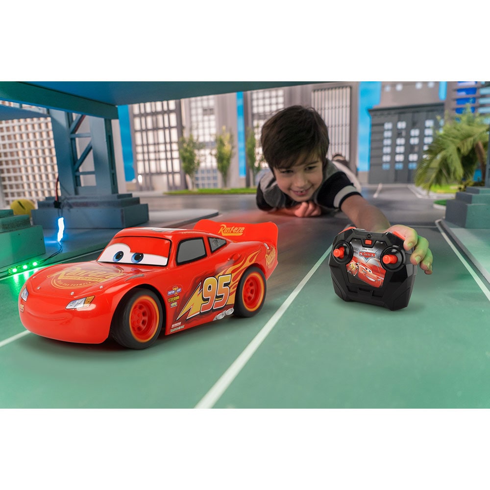 Masinuta cu telecomanda DICKIE Fulger McQueen 333070099, 4 ani+, rosu-negru