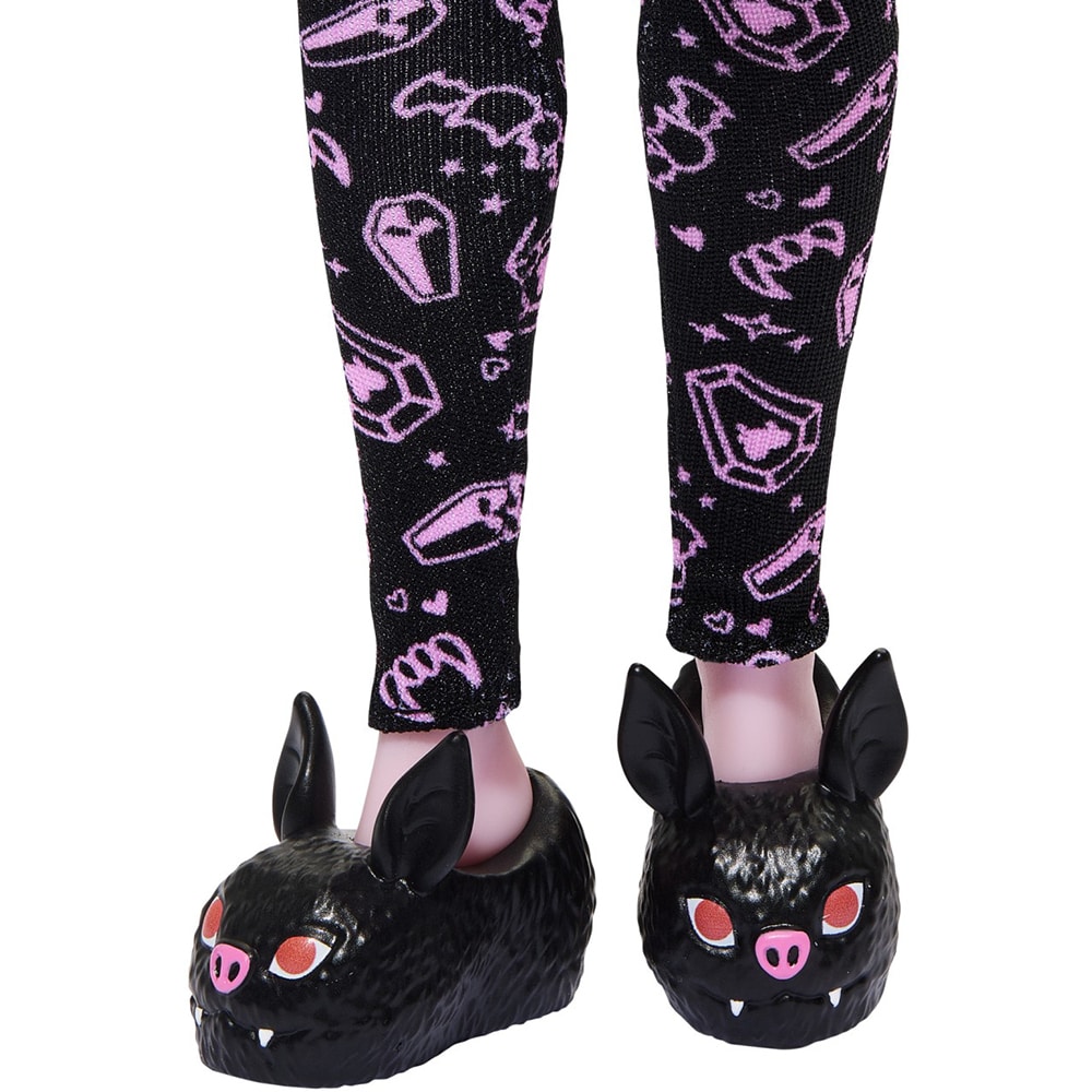 Papusa MONSTER HIGH Creepover Party - Draculaura MTHKY66, 4 ani+, negru-roz