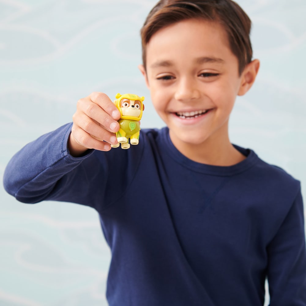 Set figurine PAW PATROL Aqua Pups - Rubble si rechinul ciocan 20139323, 3 ani+, galben-gri