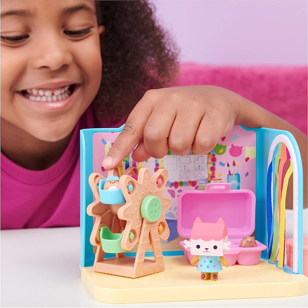 Set figurina GABBY'S DOLLHOUSE Studio de Arta 6064151, 3 ani+, multicolor