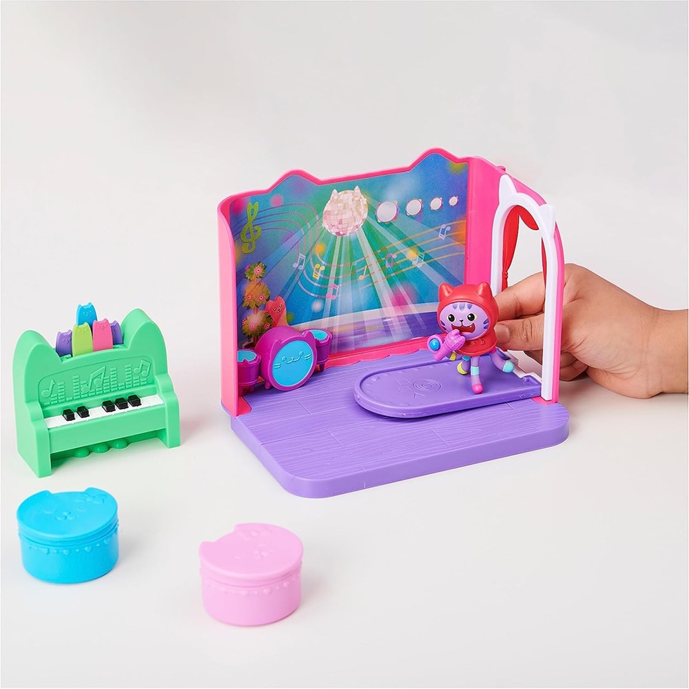 Set frigurina GABBY'S DOLLHOUSE Camera de muzica 6065830, 3 ani+, multicolor