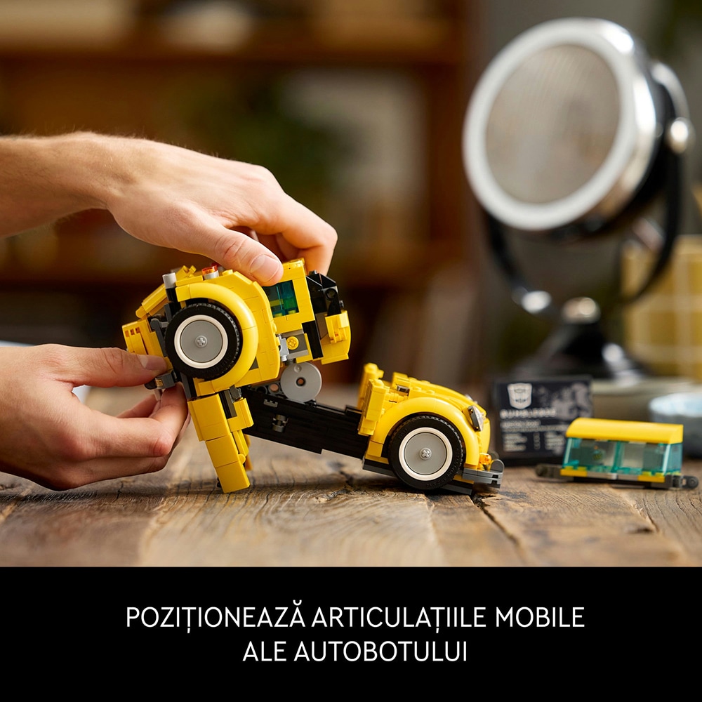 LEGO Icons: Bumblebee 10338, 18 ani+, 950 piese