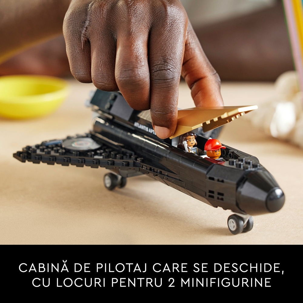 LEGO Moments: In al noualea cer cu Pharrell Williams 10391, 18 ani+, 966 piese